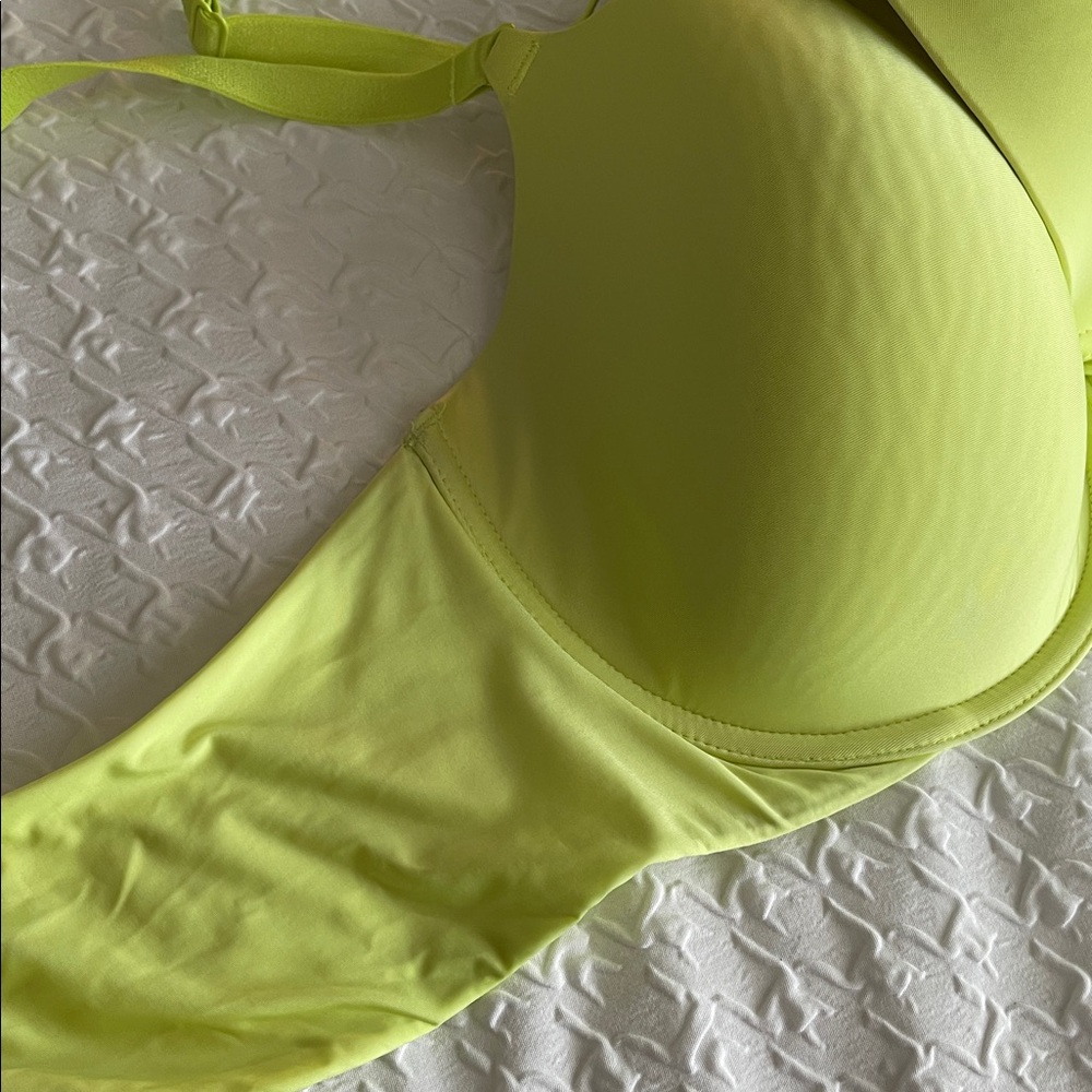 Victoria's Secret Neon Yellow Bra size 38DD - Picture 6 of 13